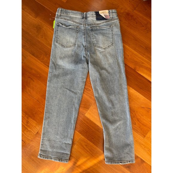 Vanilla Sky Distressed High Rise Straight Leg Ankle Jeans Size 30/11 NWT - Picture 6 of 6